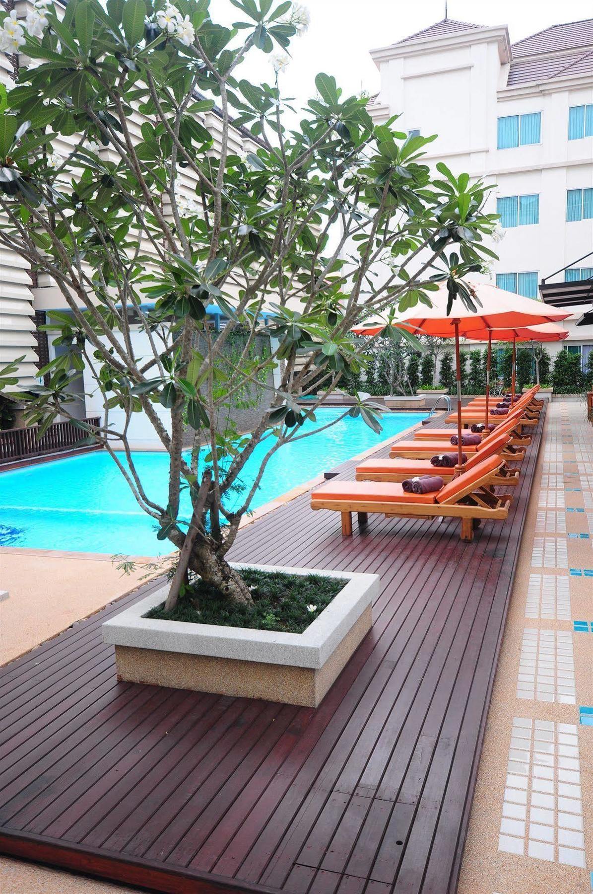 艾维昂酒店 曼谷 外观 照片